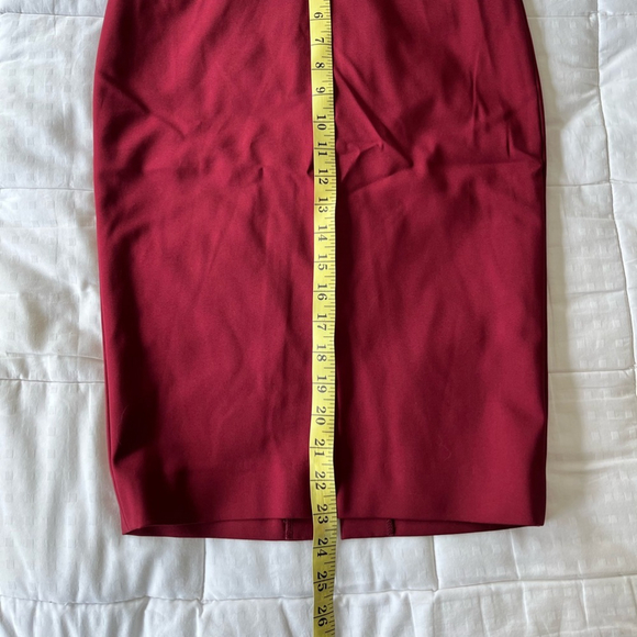 SOLD 👠 Icone Simons Burgundy Pencil Skirt XS - Picture 7 of 12